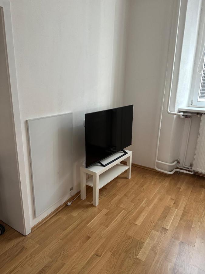 Central Plaza Mini Apartment 1 Bruck an der Leitha Extérieur photo